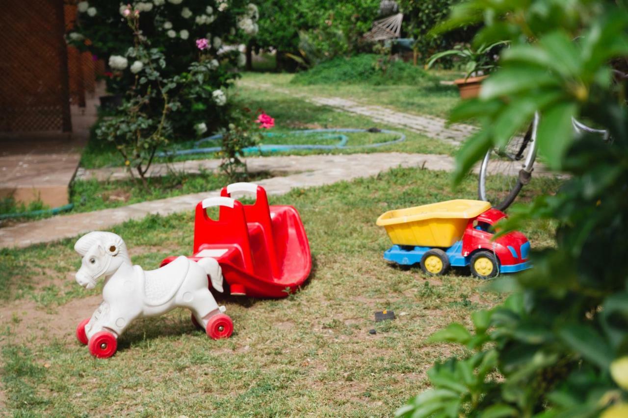 Village Garden Pansiyon Antalya Exteriör bild
