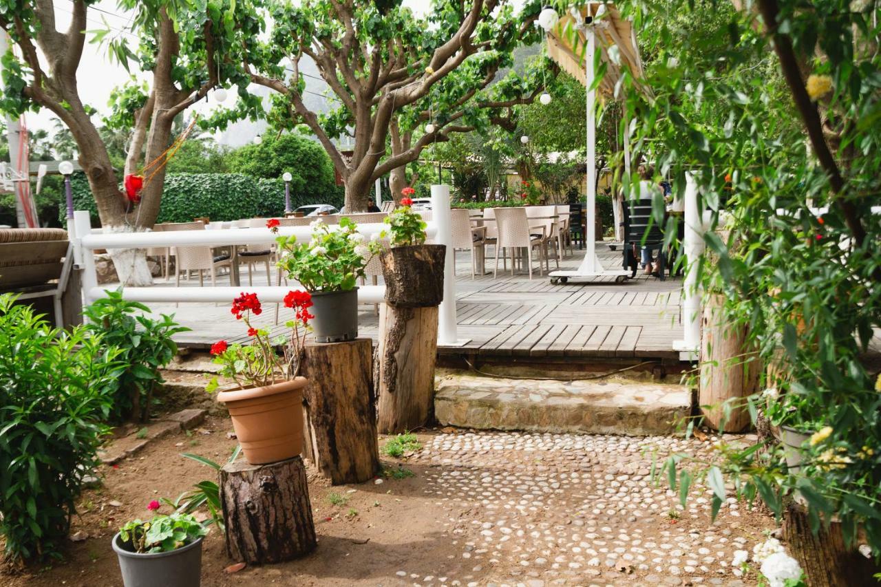 Village Garden Pansiyon Antalya Exteriör bild